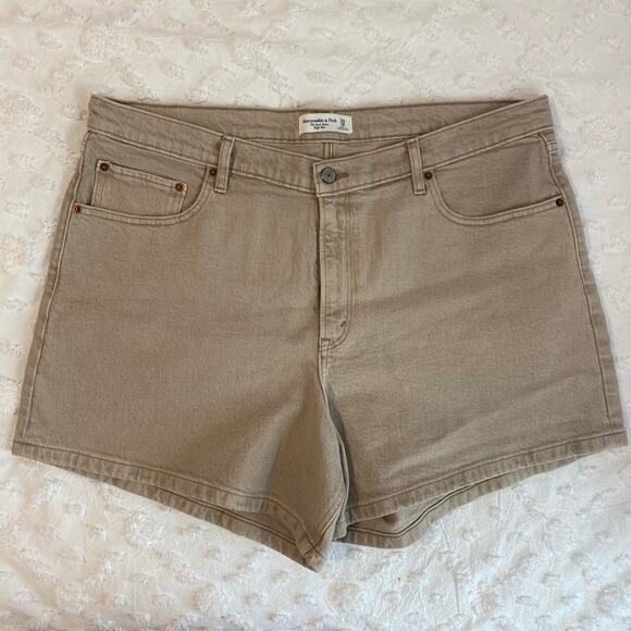 Abercrombie & Fitch Pants - Abercrombie and Fitch High Rise Dad Shorts Womens Size 34 Tan Khaki Brown